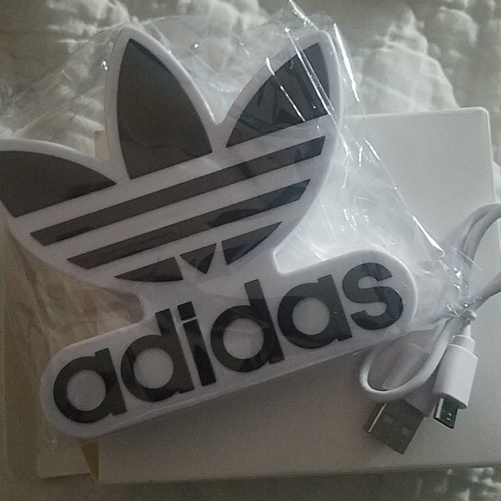Adidas Speaker